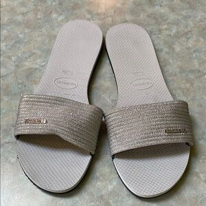 Havaianas Sparkle Silver Slide Sandals (sz 11/12)